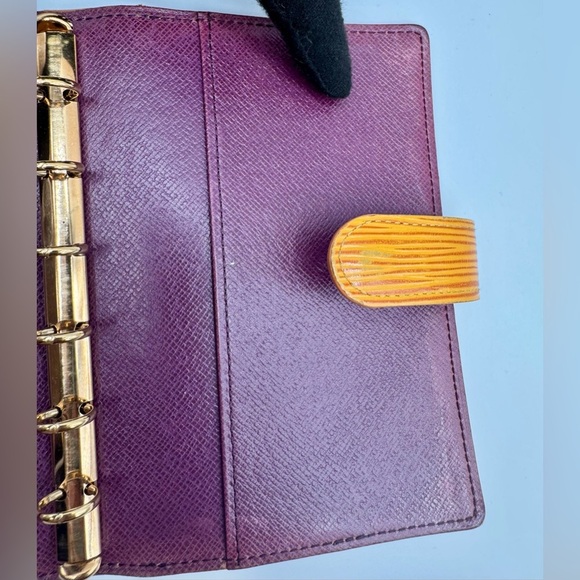 Louis Vuitton Yellow Organizer/Agenda with Gold Accents - Picture 5 of 10